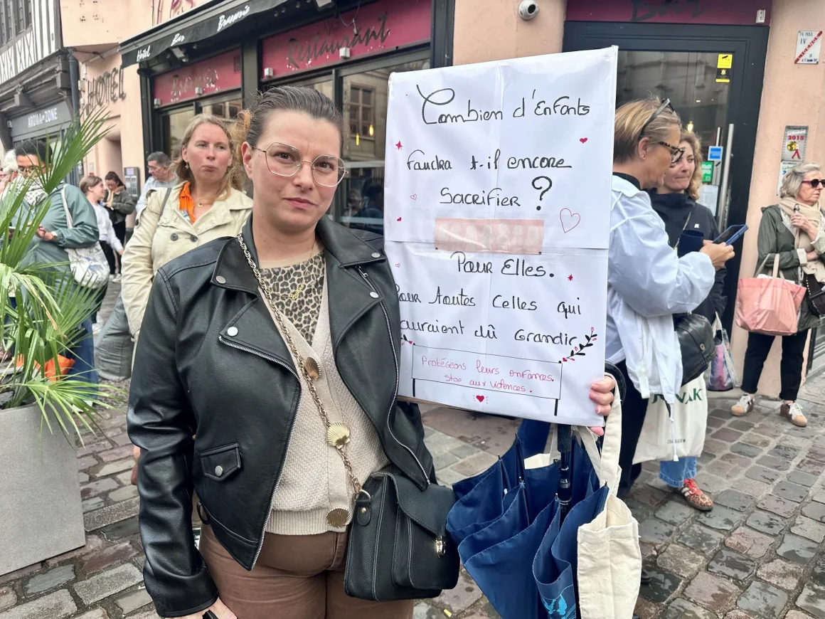 f8887420-4477-46dc-948a-3cba465dc423 Appels à une loi intégrale contre les violences sexuelles après un drame