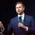 Le parcours spirituel et politique de J. D. Vance