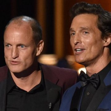 fa959a31-00ac-4e9e-878c-7223aa5a9f2f Premières images de la série comique «Brothers» avec Harrelson et McConaughey