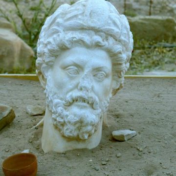 0160d5e3-9289-4d10-8c6a-fd79dcc1da3f Quand les sages et philosophes gouvernent