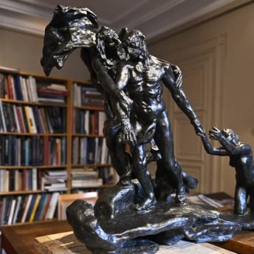 02b37a2e-9554-4496-8d52-e0f523f68d38 Un nouvel exemplaire de « L’Âge mûr » de Camille Claudel découvert