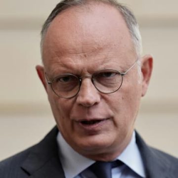 061bb5e2-4448-4c86-ac40-47d07ff881fb Édouard Philippe et l’Adaptation de la France au Changement Climatique