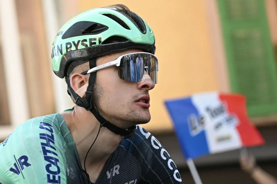 08948399-ae95-43ab-9491-a07bfe28feed Tour de France : Une Étape de Montagne Cruciale