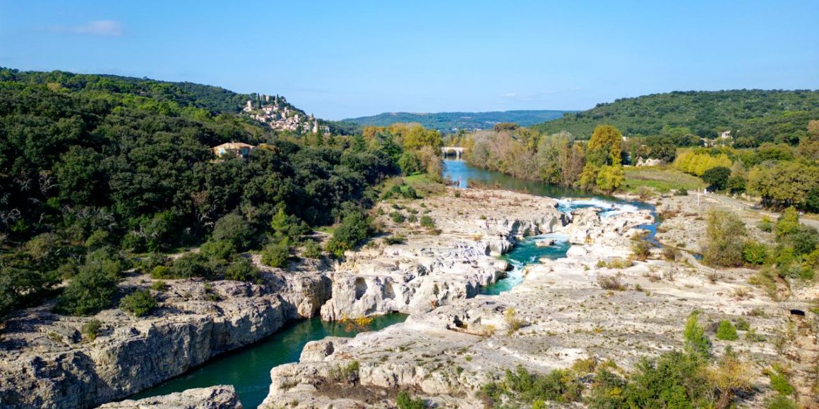 Découverte des Gorges de la Cèze : Un Joyau Naturel
