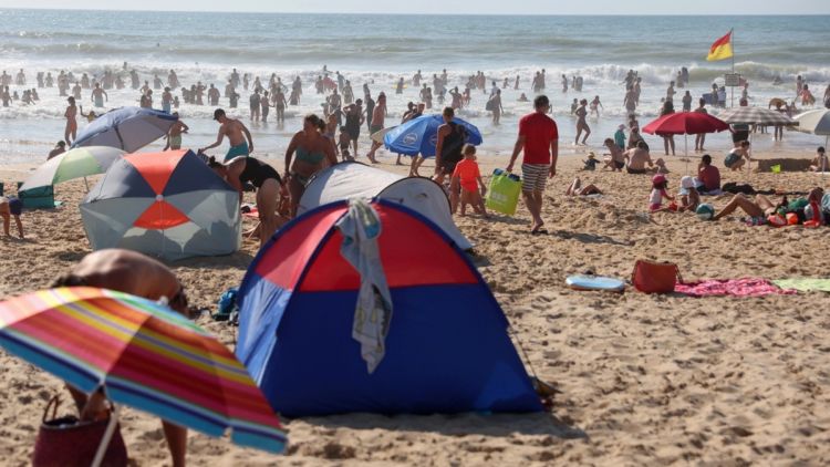 17dba724-d295-48d8-97d8-13f6dca21a1f Les vacances estivales des fonctionnaires sous le signe de l’économie