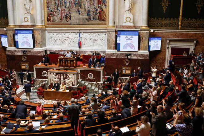 1a9f3e1a-10f9-4cce-8365-878b2acd5f61 Une majorité confirme une proposition de loi sur l’aide à mourir
