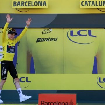 Jonas Vingegaard S’empare du Premier Maillot Jaune du Tour de France 2026
