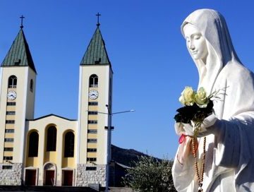 Good Friday in Medjugorje Les Matins merveilleux : Un regard sur les solitudes rencontrées