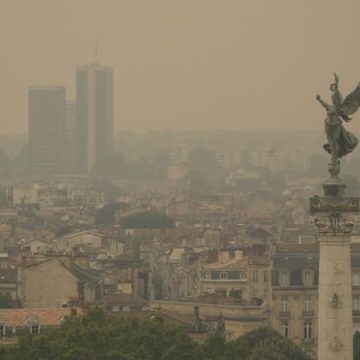 20040f80-8391-43af-8e24-0943b03a6da8 Incendies en Gironde: les dangers de la fumée