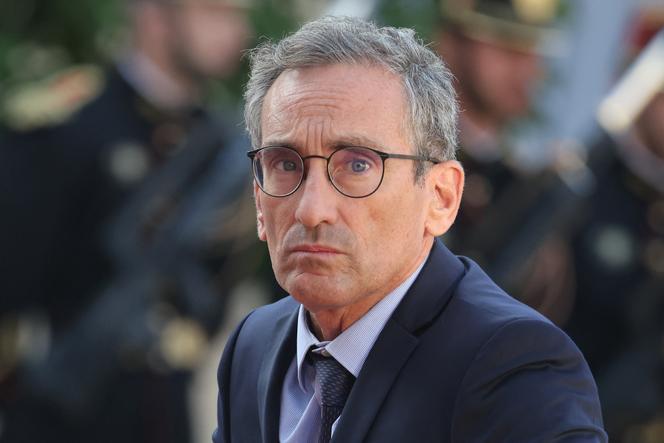 2434485d-b912-4ada-ba53-067797529def Tensions Diplomatiques Entre la France et les États-Unis