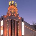 Le Grand Rex met en vente ses anciens fauteuils de cinéma