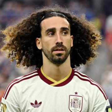 2b7017da-d846-44ed-80ab-e6324c649762 Marc Cucurella et son hommage tatoué à Luis de la Fuente