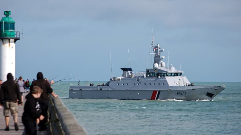 2ba36f5e-f499-4f72-9fc1-1c0cbdfc6f74 Un député britannique critique un exercice de tir français dans la Manche