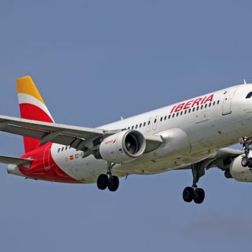 Collision aérienne évitée de justesse : deux avions sur la même trajectoire