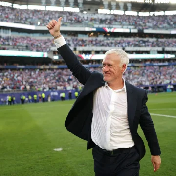 Didier Deschamps et l&rsquo;héritage chez les Bleus : une transition vers l&rsquo;ère Zidane