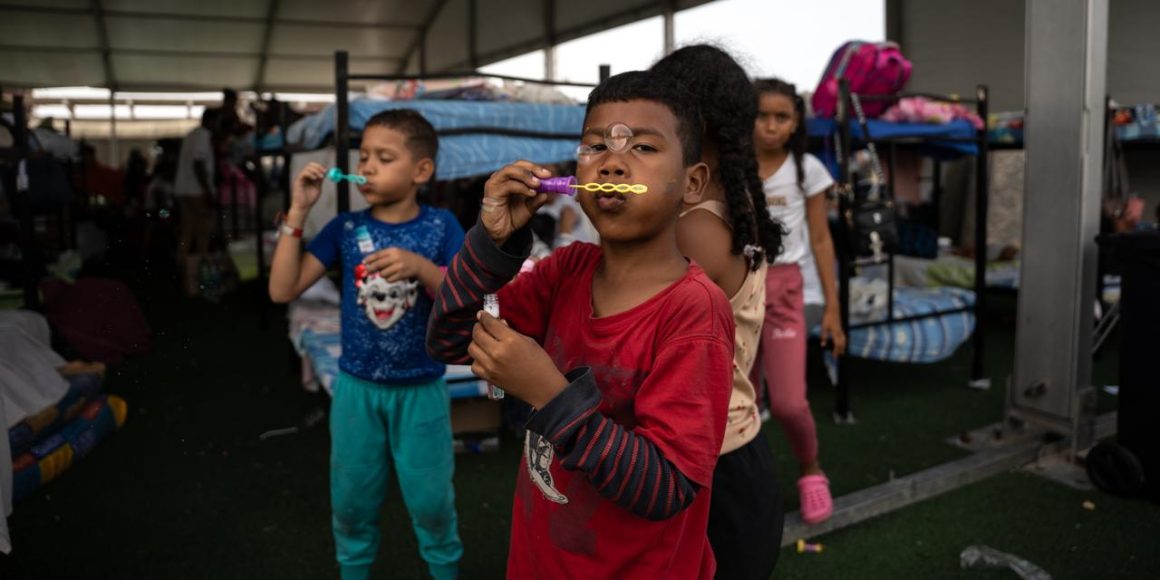 3f22f57f-e32f-44e9-8eac-78093ba71a84 La crise humanitaire à Caracas après les séismes