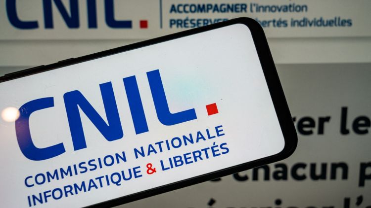 4367d9ad-52d4-4acb-a279-f67865cc1a65 Encadrement des Pixels de Suivi par la CNIL
