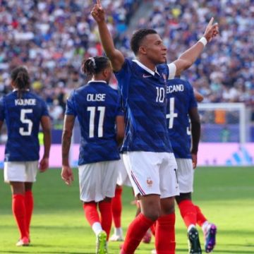 4bb6f460-27d4-40b5-925d-485294d1a935 L’équipe de France se prépare pour affronter le Paraguay en huitièmes de finale