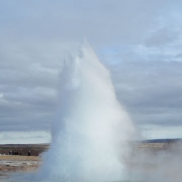 56aacdf1-c829-4ab4-95e5-b7b09cf88aff Voyage en Islande: Découverte et Liberté