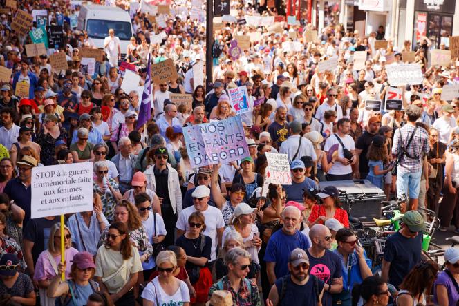 64225c7a-0e49-4c49-a49e-79ab23aa5539 Manifestation contre les violences sexuelles