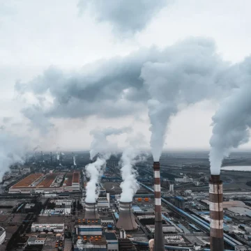 6afd6048-4e17-4bf4-88e5-3695f3484eb4 Pollution des sites de baignade par les PFAS en France