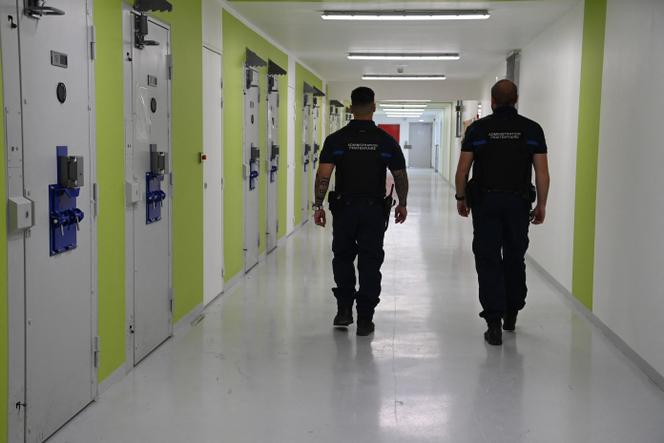 6de1204d-0ad1-4201-bb32-78425a7c2219 Violations des droits fondamentaux dans la prison d’Alençon-Condé-sur-Sarthe
