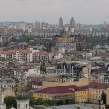 Attaque aérienne russe à Kiev : deux morts et plusieurs blessés