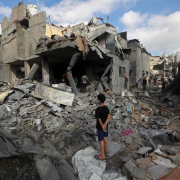 Tensions et frappes meurtrières dans la bande de Gaza