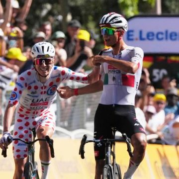 7490c115-7735-4953-9647-9f0640392ec5 Victoire au Tour de France 2026