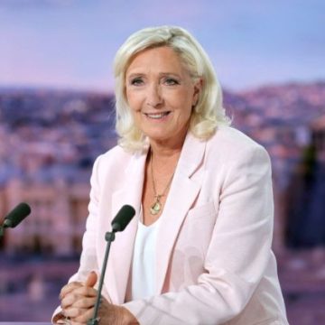 Marine Le Pen se lance dans la course présidentielle de 2027 malgré sa condamnation