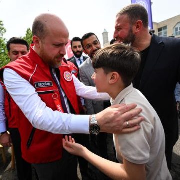 7f0a2d42-5fd9-4cf3-87f2-b1993a47aee3 Bilal Erdogan et les écoles d’été en Turquie
