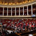 Le PS annonce son choix sur la motion de censure des Écologistes
