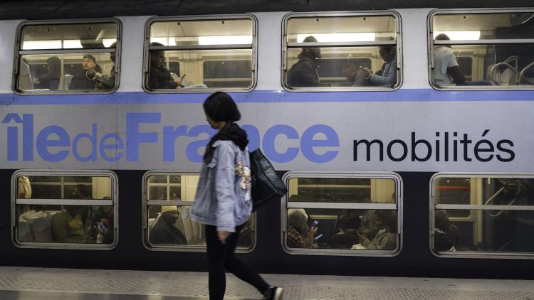 860261bd-688b-4b0f-8c30-4ab5c046dca1 Perturbations sur la ligne du RER C après un accident à Choisy-le-Roi
