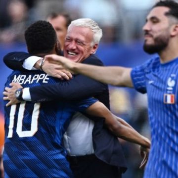 8b2b21f8-5187-4c79-8fde-5f844143e97a La solidarité de Kylian Mbappé envers Didier Deschamps