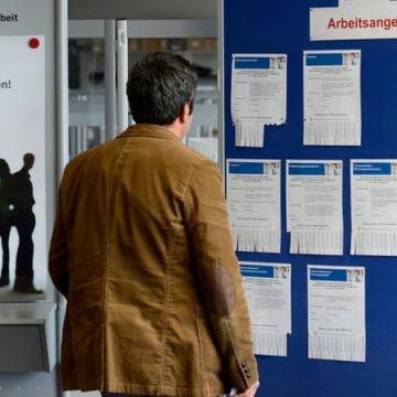 8d1e2e92-7fec-41dd-b7d4-5cc9f2c15899 La France, championne des dépenses pour l’emploi en Europe en 2023, mais toujours confrontée à un chômage élevé