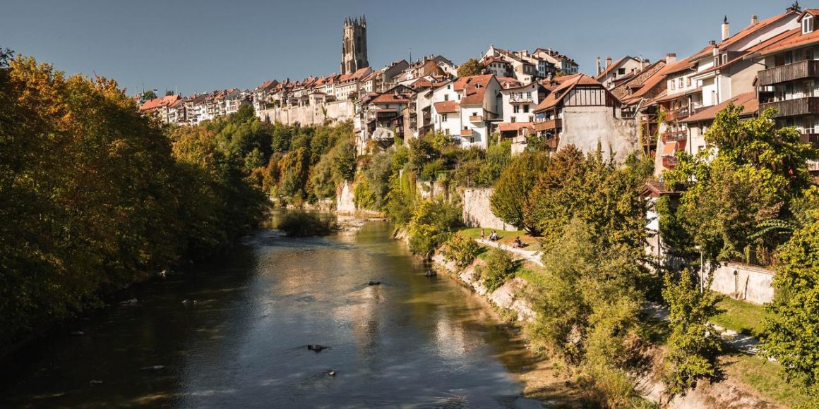 9427126a-6e69-4b00-a1f0-0c3511493fcb Découverte de Fribourg: Une exploration de 48 heures