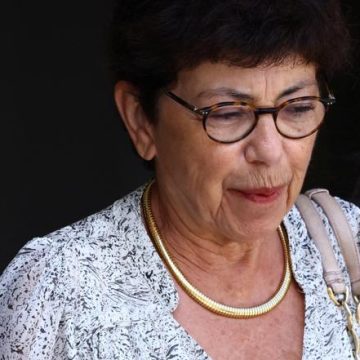 9851f8c5-8c3c-4fd3-a246-6c17609ca46f La ministre de la transition écologique conserve son poste malgré sa volonté de démissionner