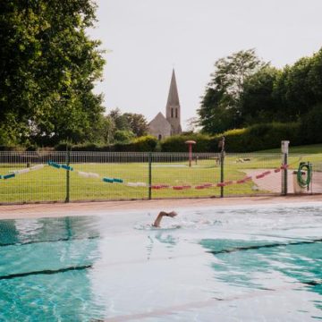 9c15fc23-143a-4b9f-af8b-3b8b0a84ea39 Réduction du nombre de piscines publiques en France