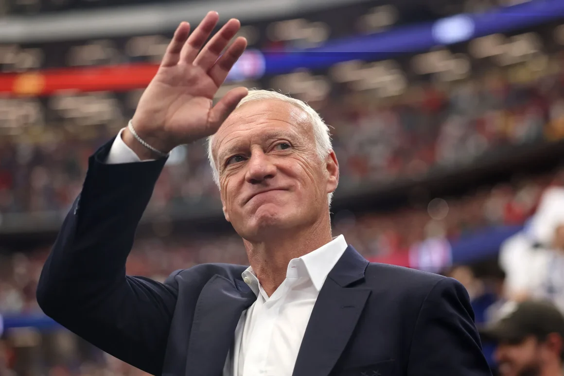 Réaction des supporters français au départ de Didier Deschamps