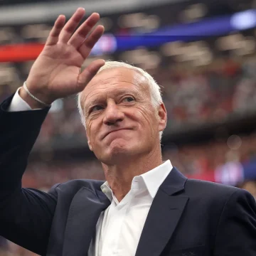 Réaction des supporters français au départ de Didier Deschamps