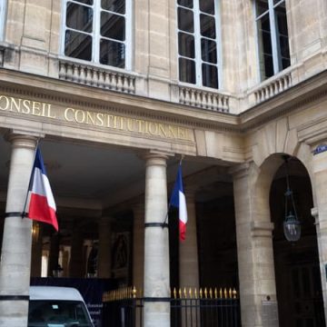 a30cf5b4-8eed-4804-82ba-6392488864dc Les parlementaires contestent la loi d’urgence agricole devant le Conseil constitutionnel