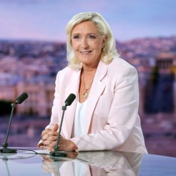 a6280e41-ab50-436f-a220-65bdf34c1aa6 Marine Le Pen se pourvoit en cassation et maintient sa candidature présidentielle