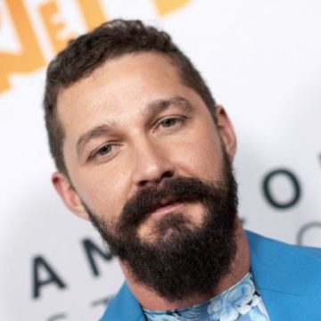 a942764a-6299-4e3d-9b1f-efac96d6e81c La relation tumultueuse de Shia LaBeouf avec son père