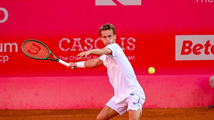 ab61eaba-efda-4347-983b-15fbfe319dc1 Luca Van Assche remporte son premier titre ATP à Estoril