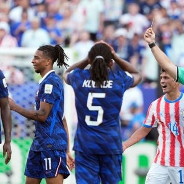 adb330ed-d56c-4d2e-a531-e6b3cc5f540a L’équipe de France en préparation pour le quart de finale contre le Maroc