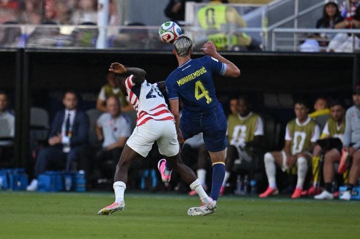 b3afa6a2-262c-4020-a849-26b6c83062c0 La Fifa retire le carton rouge de Folarin Balogun, soulevant des questions sur ses décisions