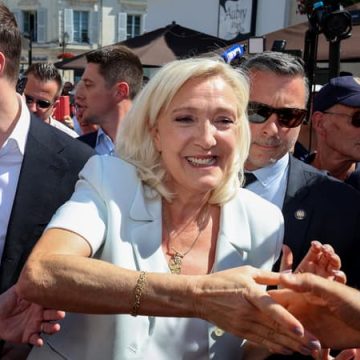 b6519464-e3e4-4513-8740-88d809c58b29 Marine Le Pen en tête dans les sondages malgré sa condamnation