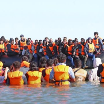 Évolution des Traversées de Migrants par la Manche