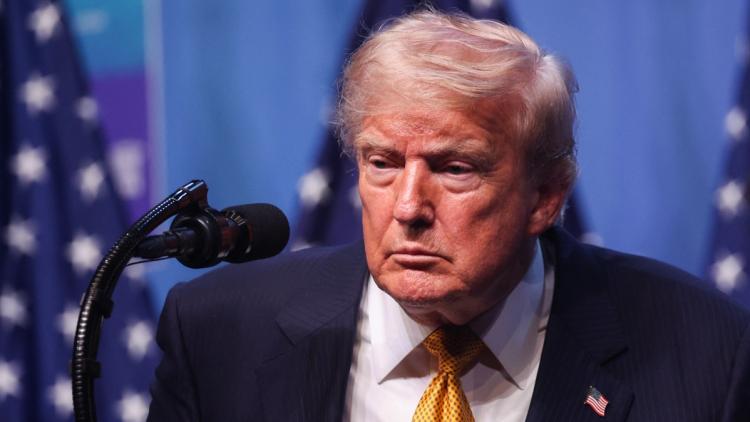 cf5163ee-dc08-4a16-bdf3-8058db8f8ebe Donald Trump menace d’imposer de nouveaux droits de douane sur les produits canadiens