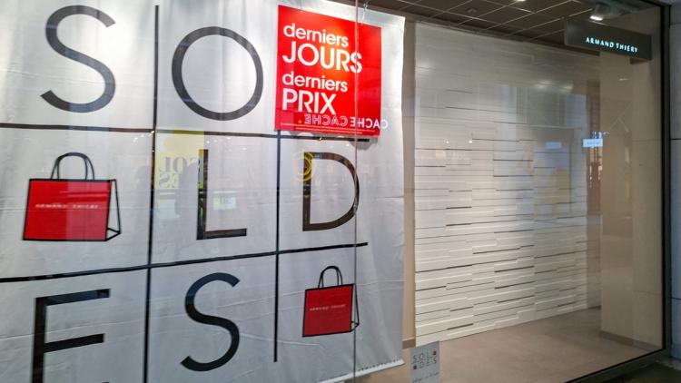 d0c385af-85eb-402b-9685-95240921097e Les dernières démarques des soldes d’été en France et leurs particularités régionales